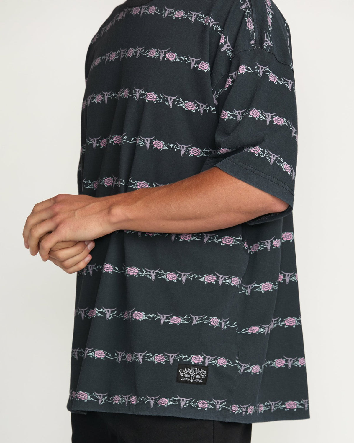 Raging Bull Stripe Tee - Washed Black | Billabong