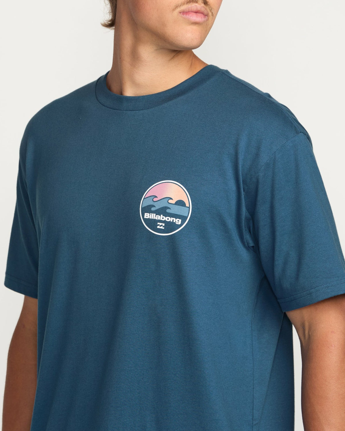 Runner Premium Tee - Deep Blue | Billabong