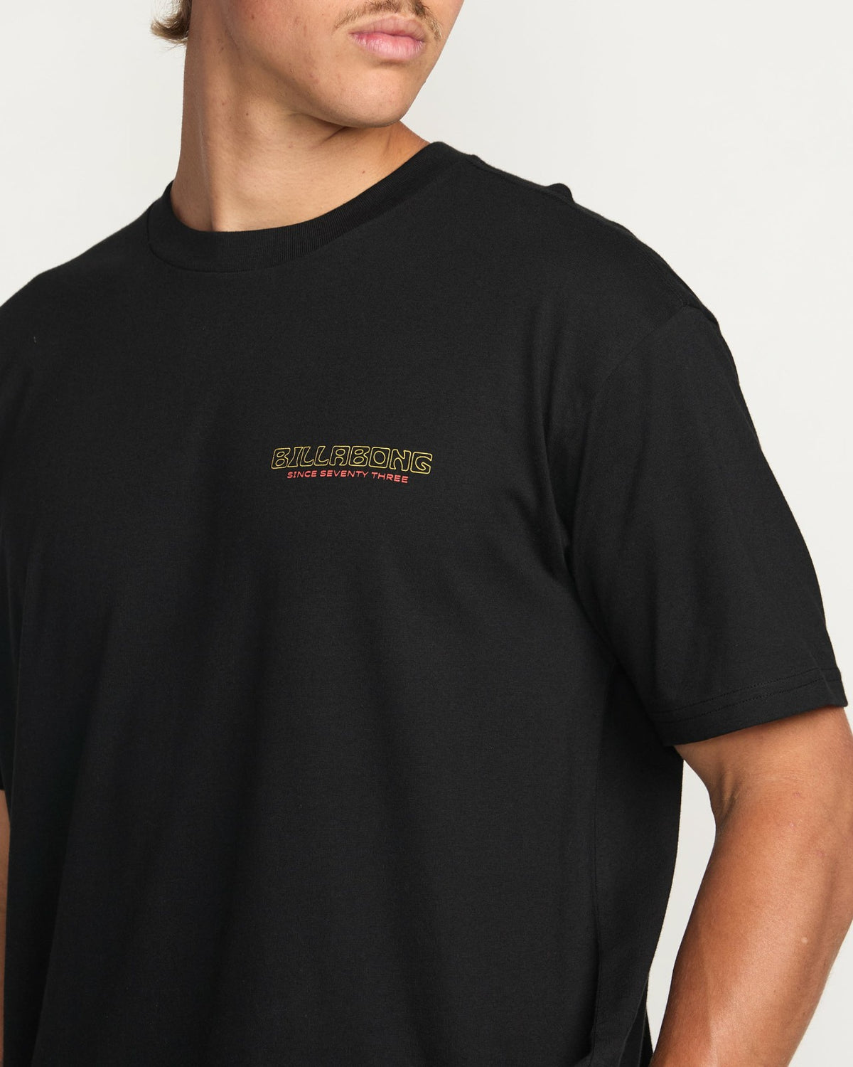 Window Premium Tee - Black | Billabong