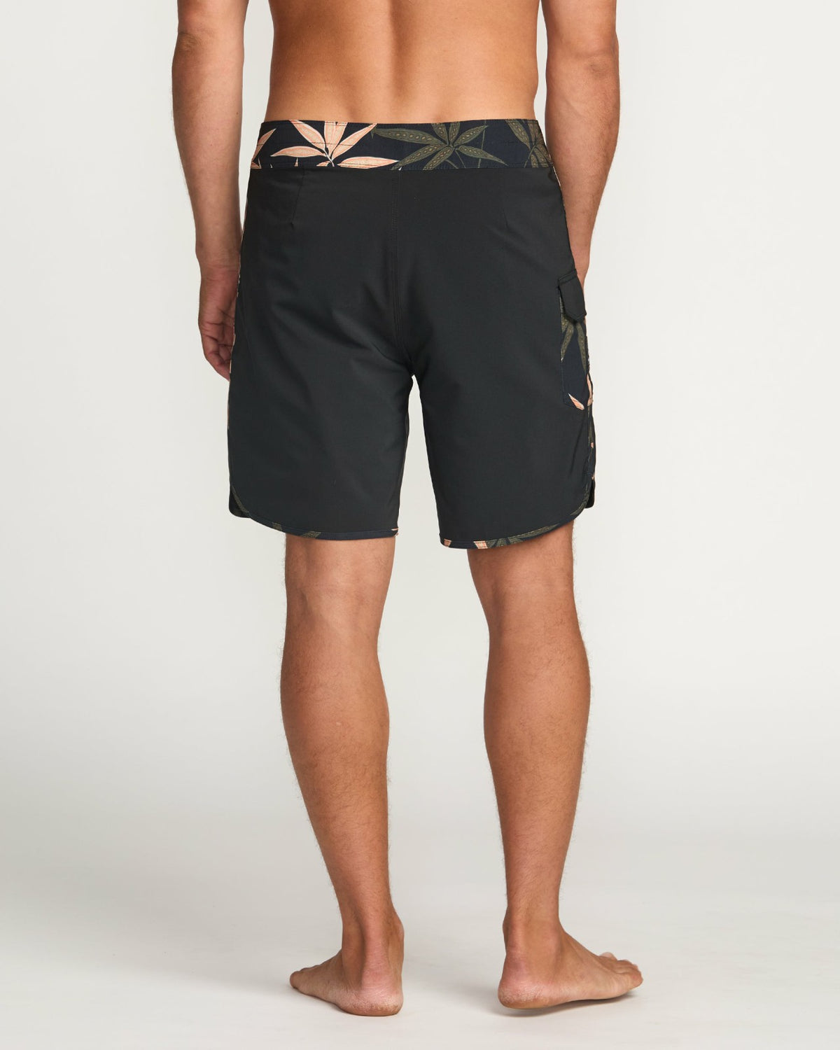 73 Hi Pro Performance 18" Boardshorts - Stealth | Billabong