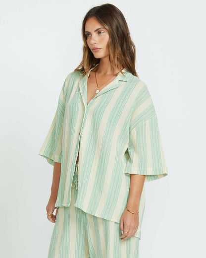 Beach Side Short Sleeve Shirt - Island Green | Billabong