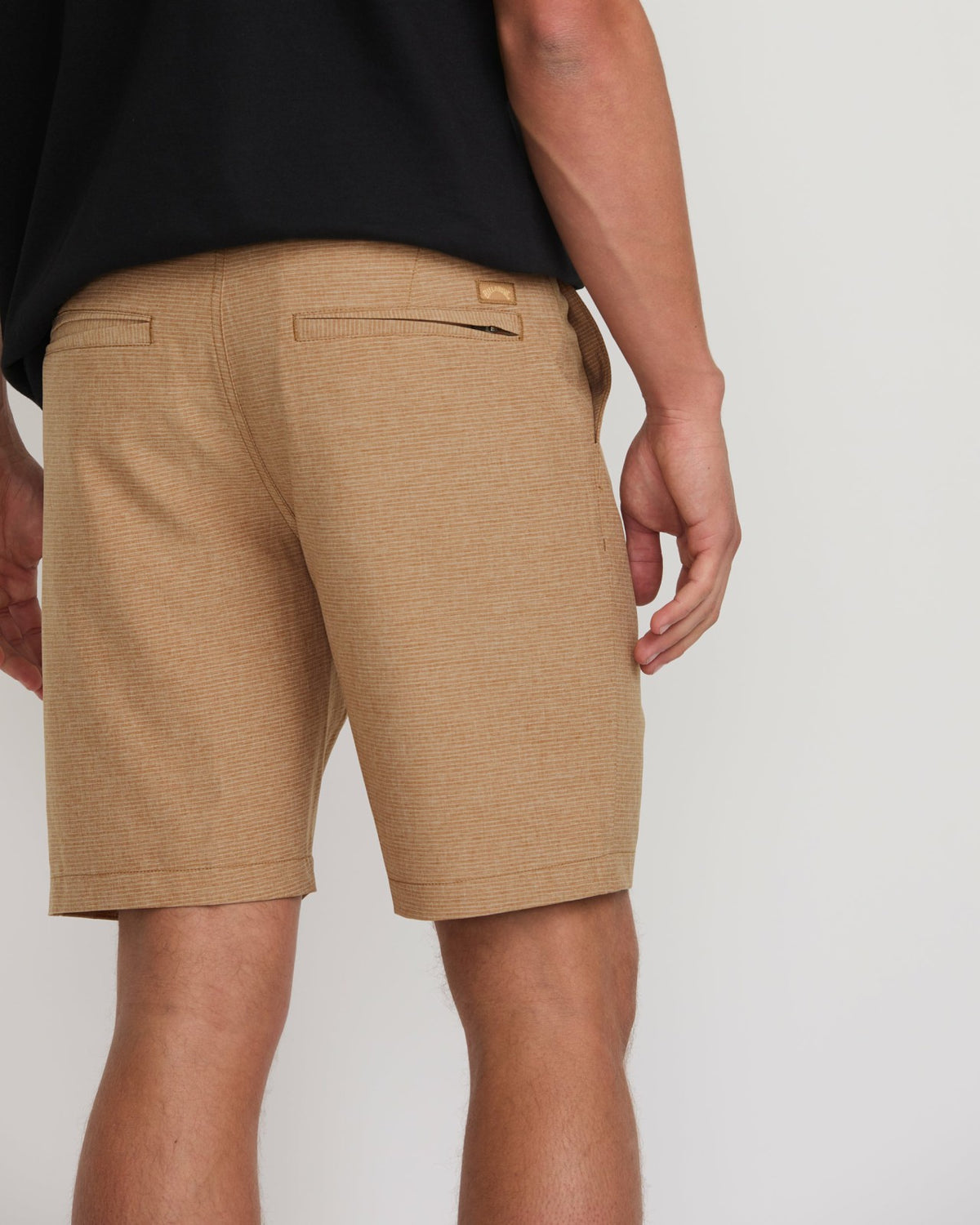 Crossfire Submersible 19" Hybrid Shorts - Tobacco | Billabong