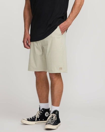 Crossfire Submersible 21" Hybrid Shorts - Bleached Sand | Billabong