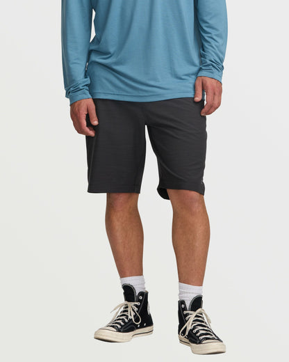 Crossfire Submersible 21" Hybrid Shorts - Black | Billabong