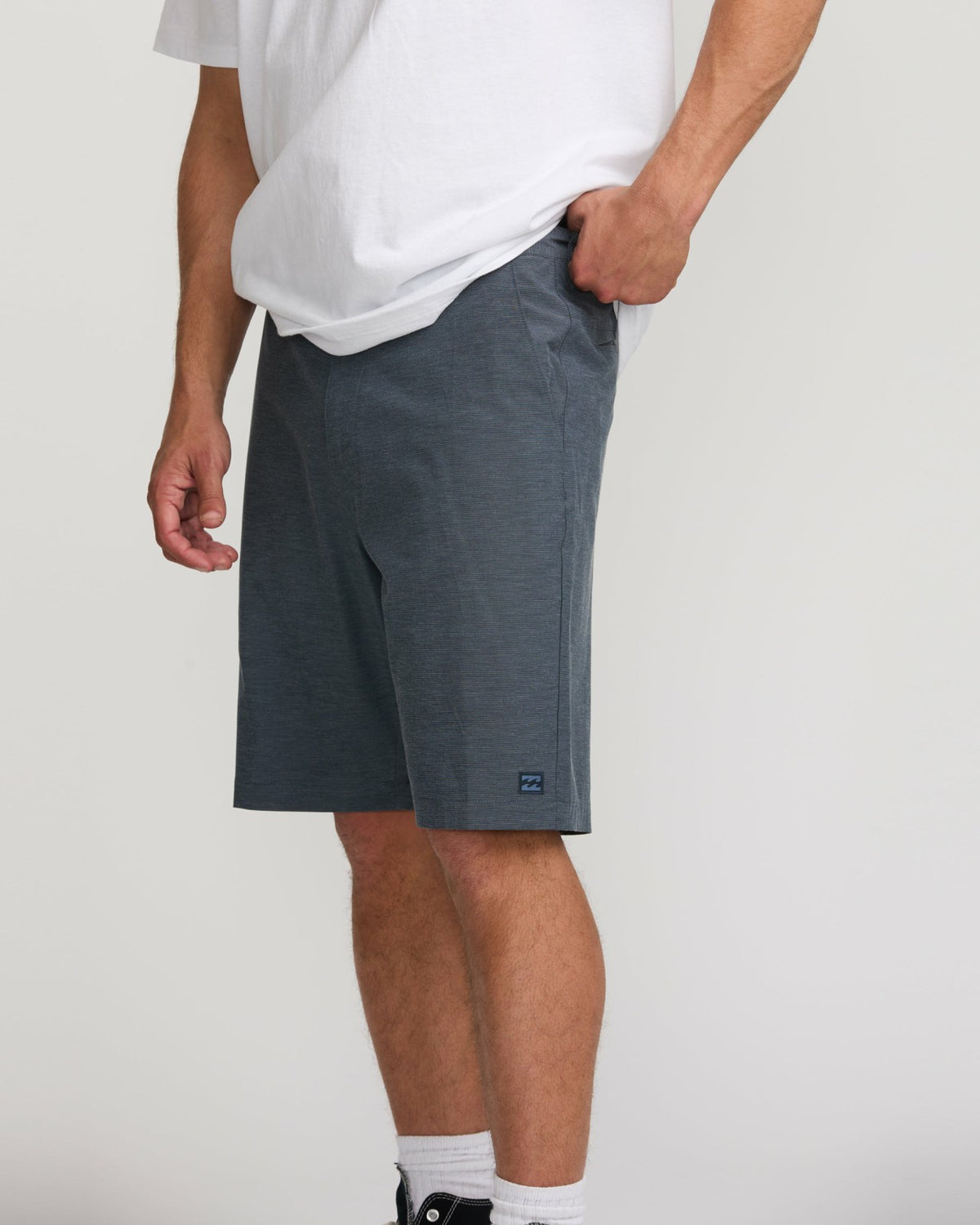Crossfire Submersible 21" Hybrid Shorts - Navy | Billabong