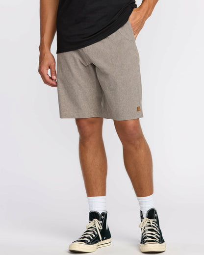 Crossfire Submersible 21" Hybrid Shorts - Tobacco | Billabong