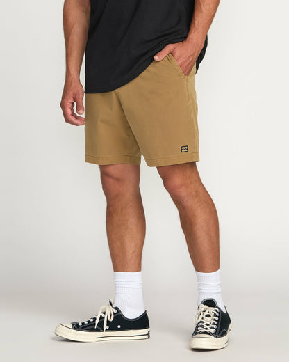 Crossfire Wave Wash Submersible 18" Hybrid Shorts - Tobacco | Billabong