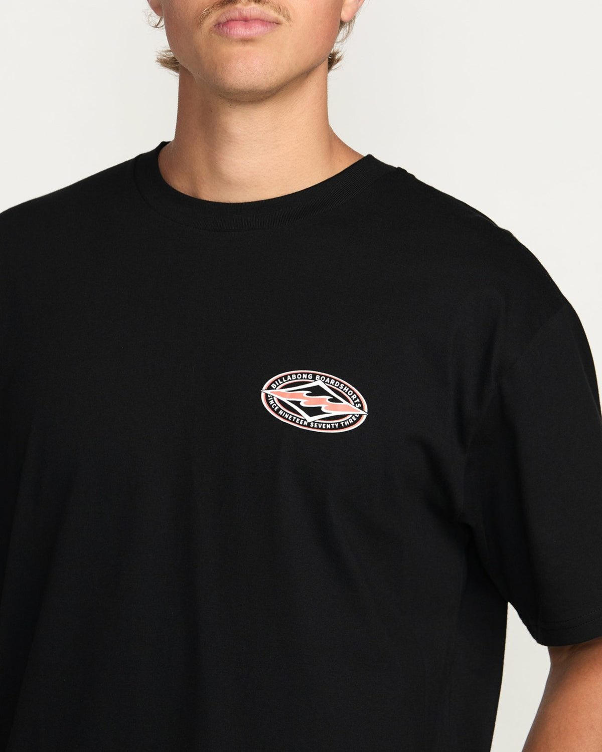 Diamond Vision Regular Tee - Black | Billabong