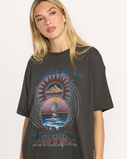 Focus Tour Tee - Off Black | Billabong