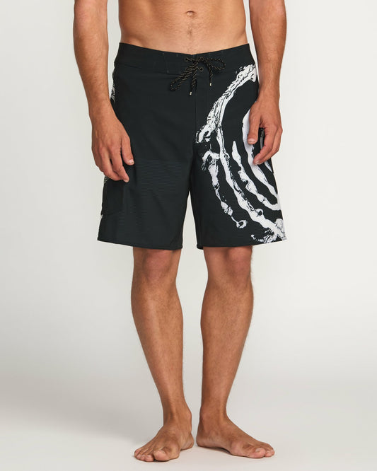 Formula Airlite 19" Boardshorts - Black | Billabong