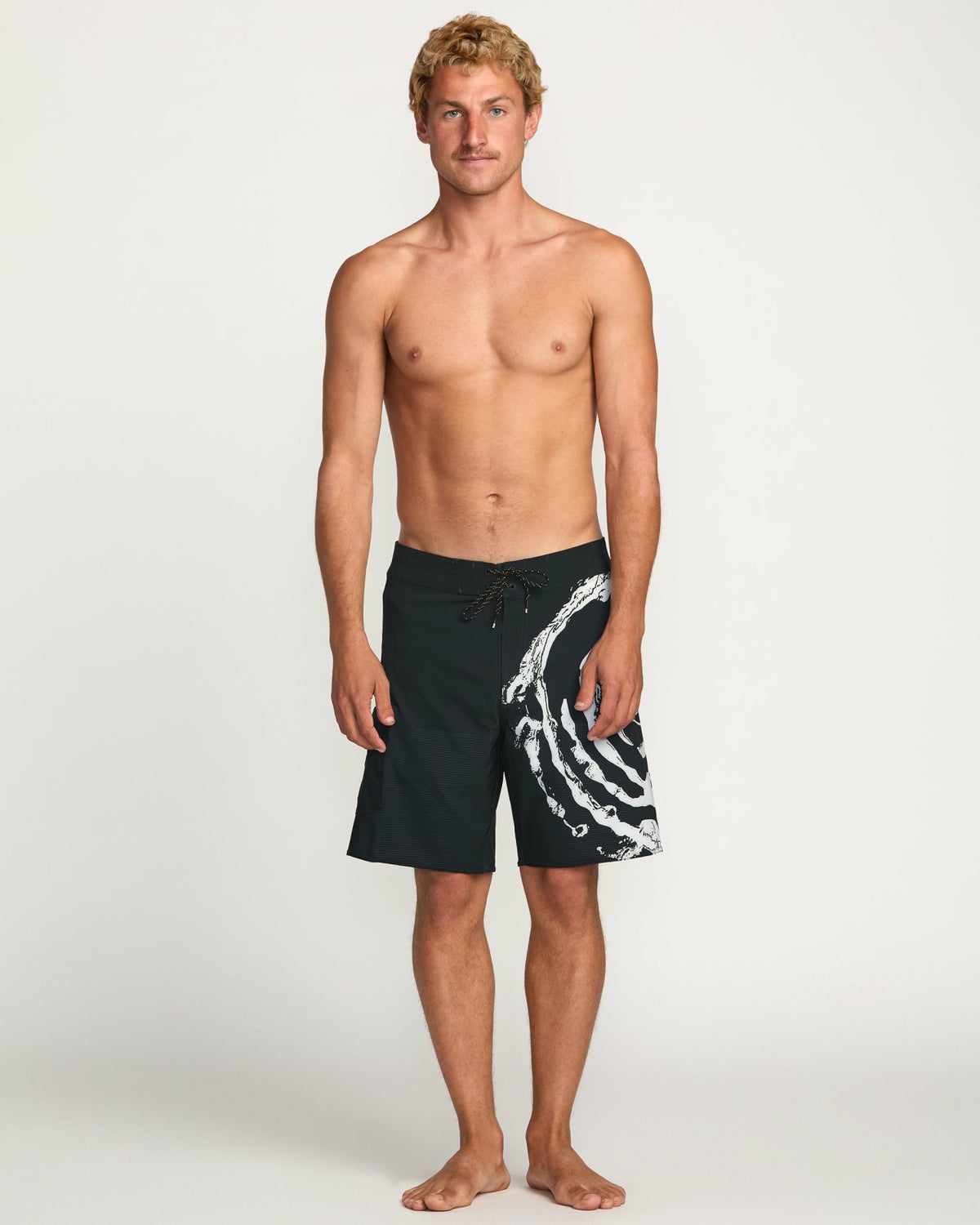 Formula Airlite 19" Boardshorts - Black | Billabong