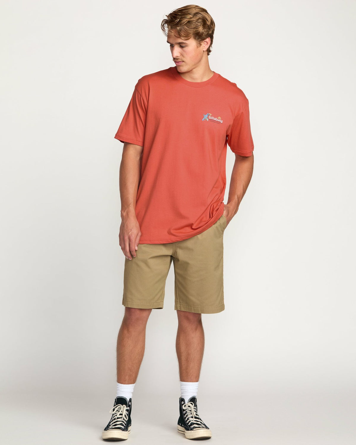 Lounge Premium Tee - Washed Red | Billabong