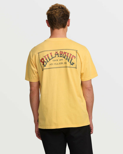 Original Arch Premium Wave Wash Tee - Vintage Gold | Billabong