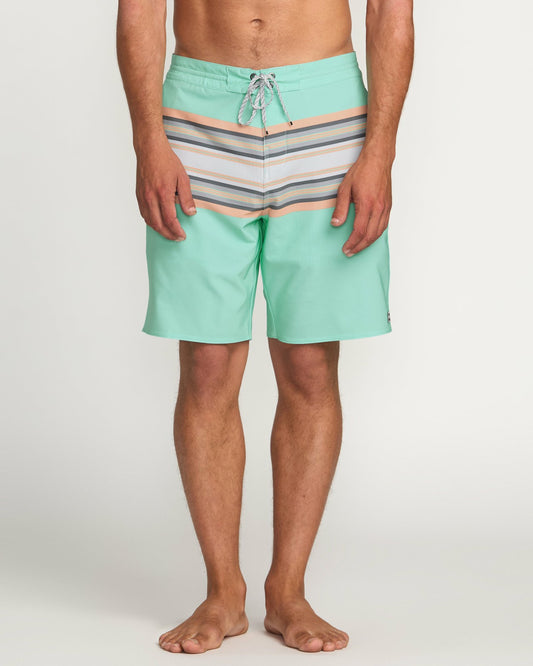 Spinner Lo Tide Boardshorts - Bermuda | Billabong