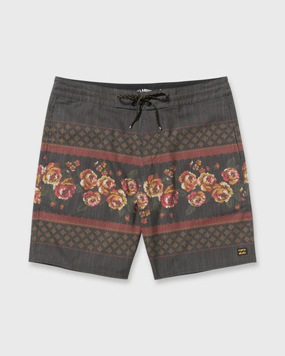 Sundays Lo Tide 19" Boardshorts - Black | Billabong
