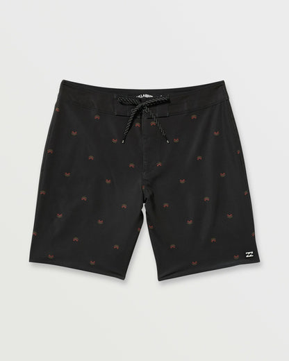 Sundays Pro Performance 19" Boardshorts - Black | Billabong