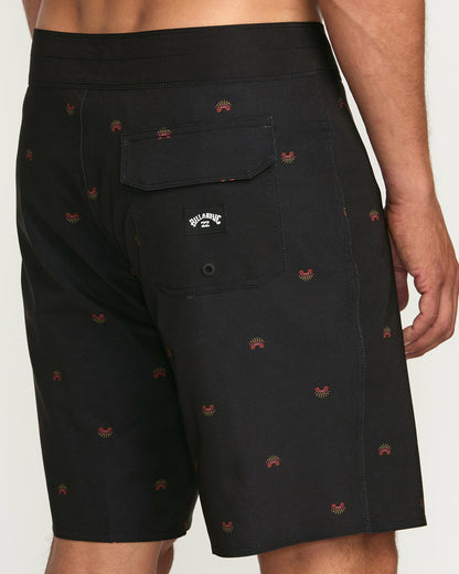 Sundays Pro Performance 19" Boardshorts - Black | Billabong