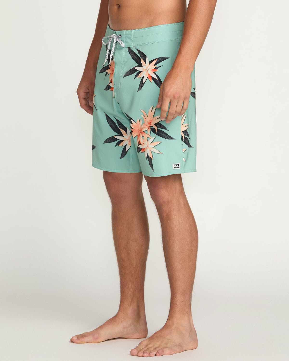 Sundays Pro Performance 19" Boardshorts - Mist Green | Billabong