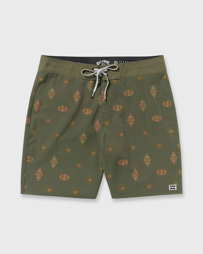 Sundays Pro Performance 19" Boardshorts - Military | Billabong