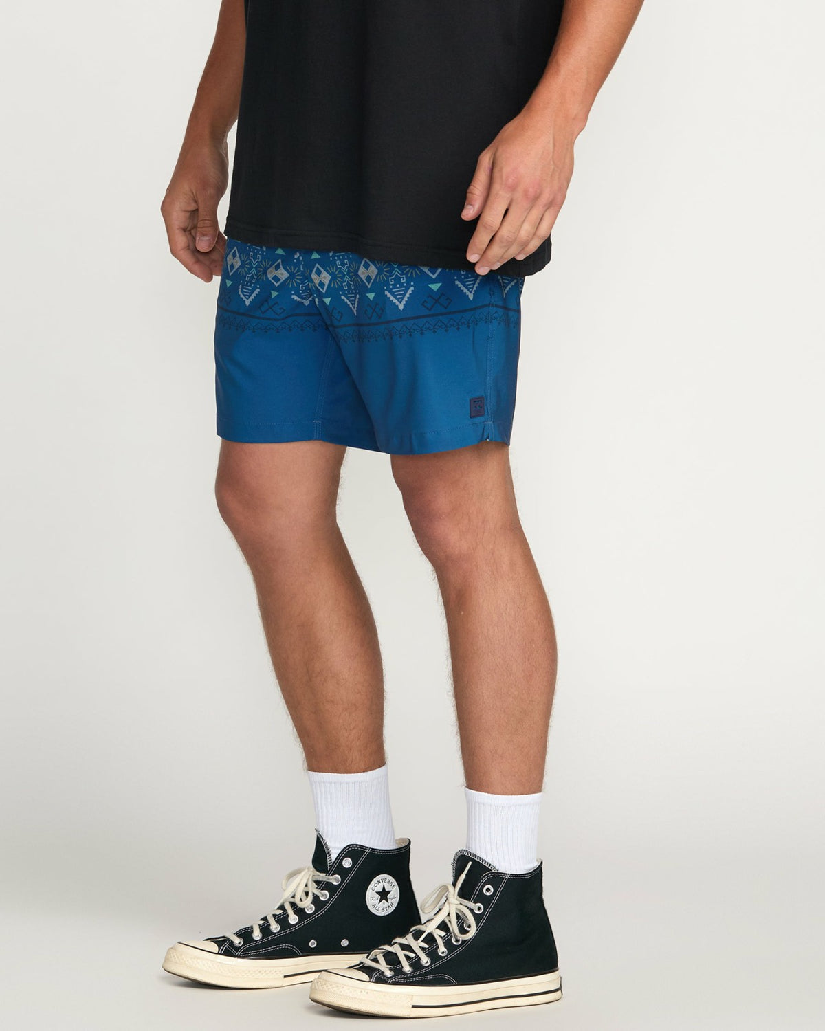 Surftrek Elastic Submersible 17" Hybrid Shorts - Deep Blue | Billabong