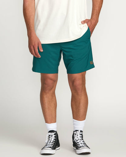 Surftrek Elastic Submersible 17" Hybrid Shorts - Marine | Billabong