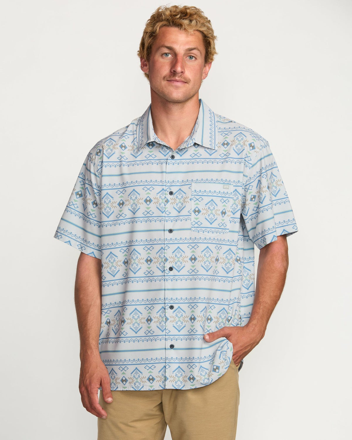 Surftrek Perf Short Sleeve Shirt - Alloy | Billabong
