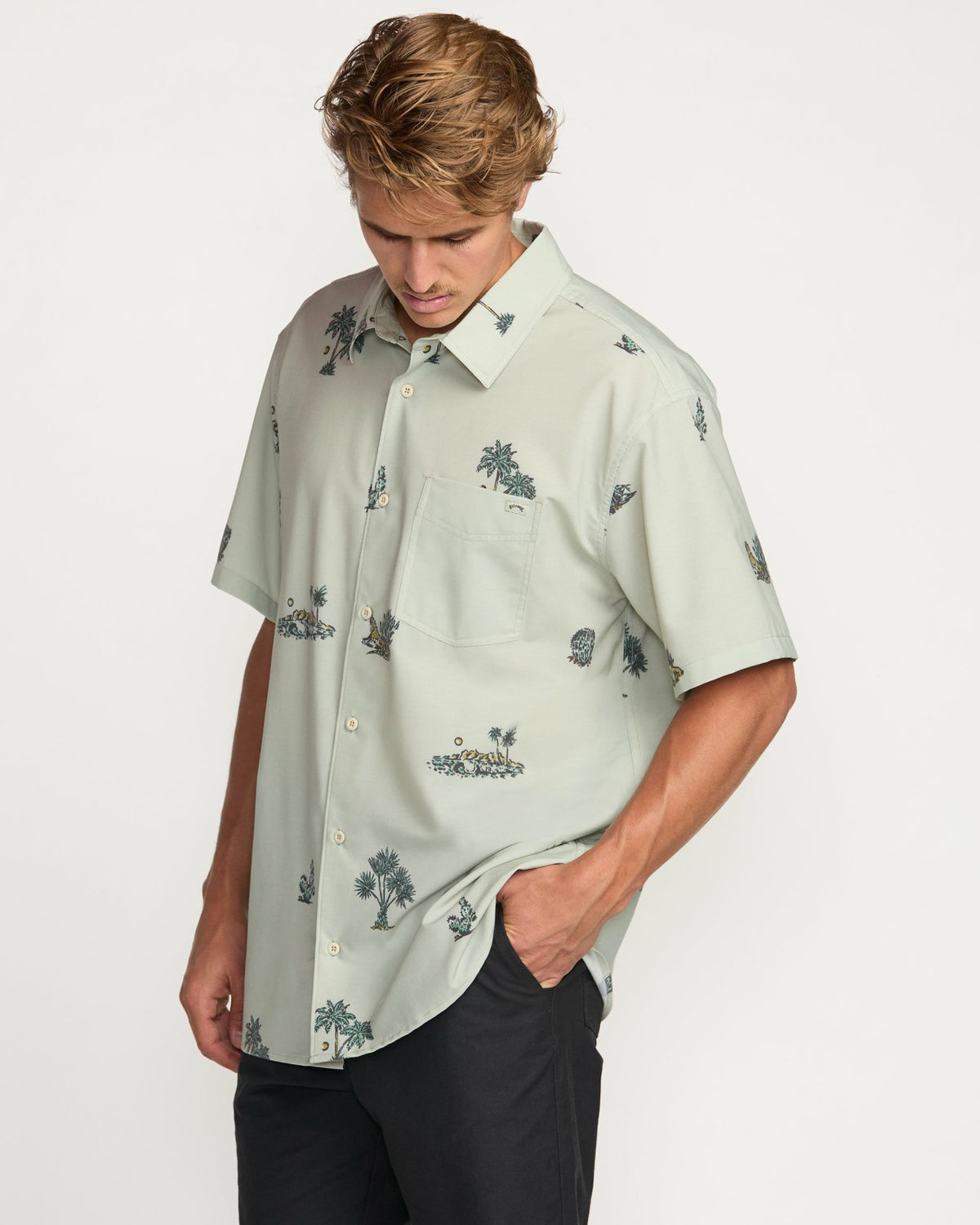 Surftrek Transit Short Sleeve Shirt - Chino | Billabong