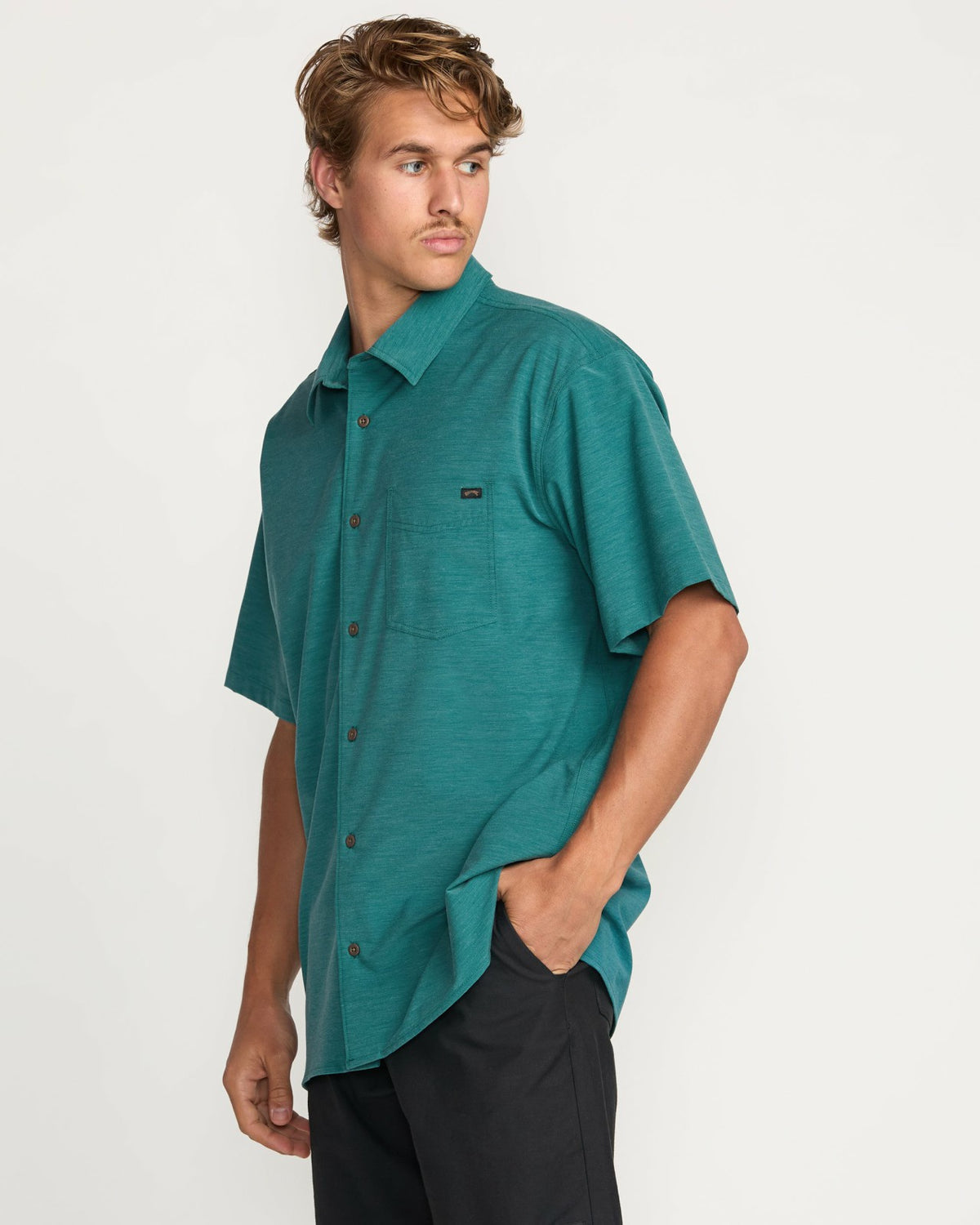 Surftrek Transit Short Sleeve Shirt - Marine | Billabong