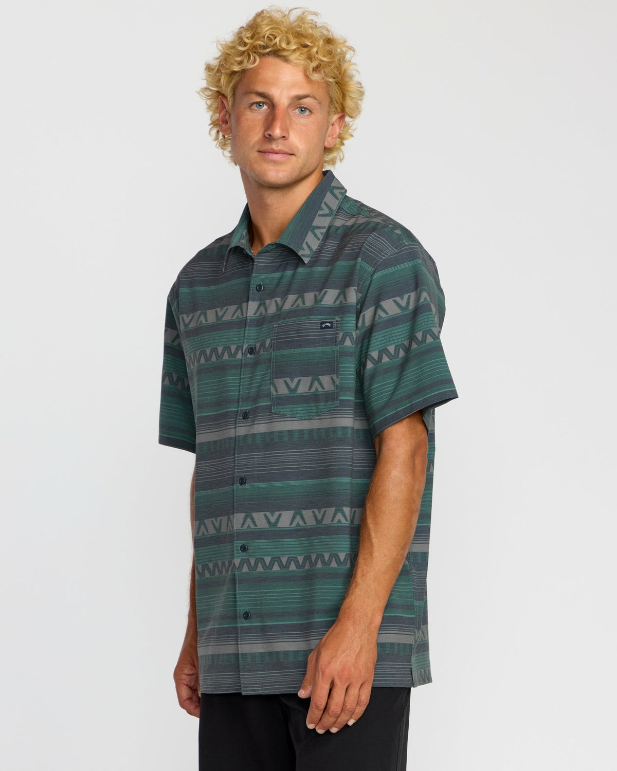 Surftrek Transit Short Sleeve Shirt - Navy | Billabong