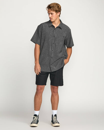 Surftrek Transit Short Sleeve Shirt - Raven | Billabong