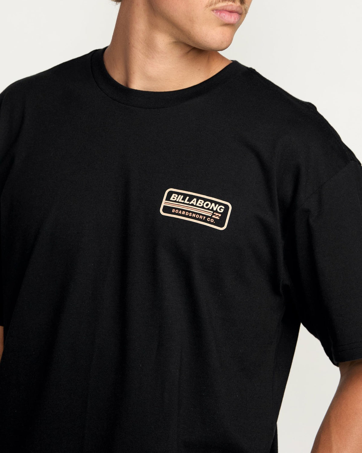 Walled Regular Tee - Black | Billabong