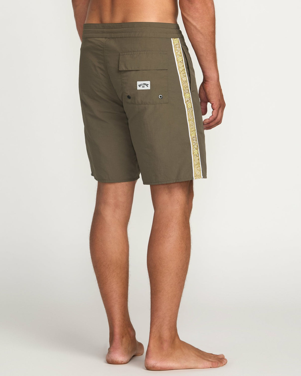 Wategos Lo Tide 19" Boardshorts - Brown | Billabong