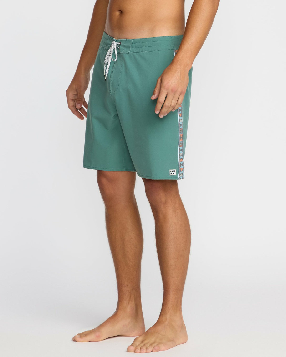 Wategos Lo Tide 19" Boardshorts - Sage Green | Billabong