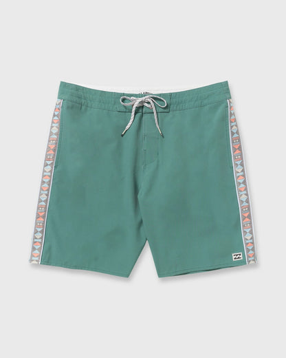 Wategos Lo Tide 19" Boardshorts - Sage Green | Billabong
